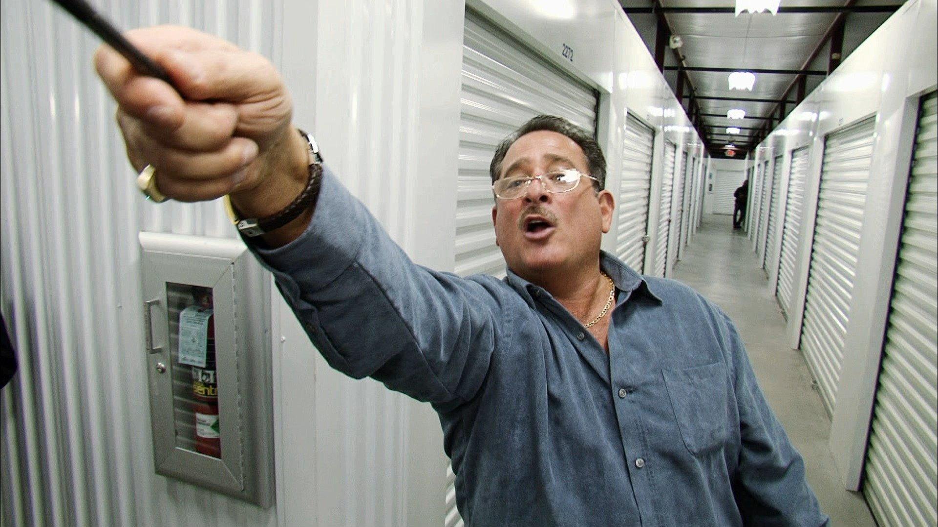Storage Wars New York The Walking Bid