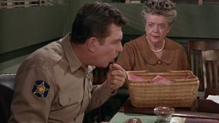 Aunt Bee Learns to Drive