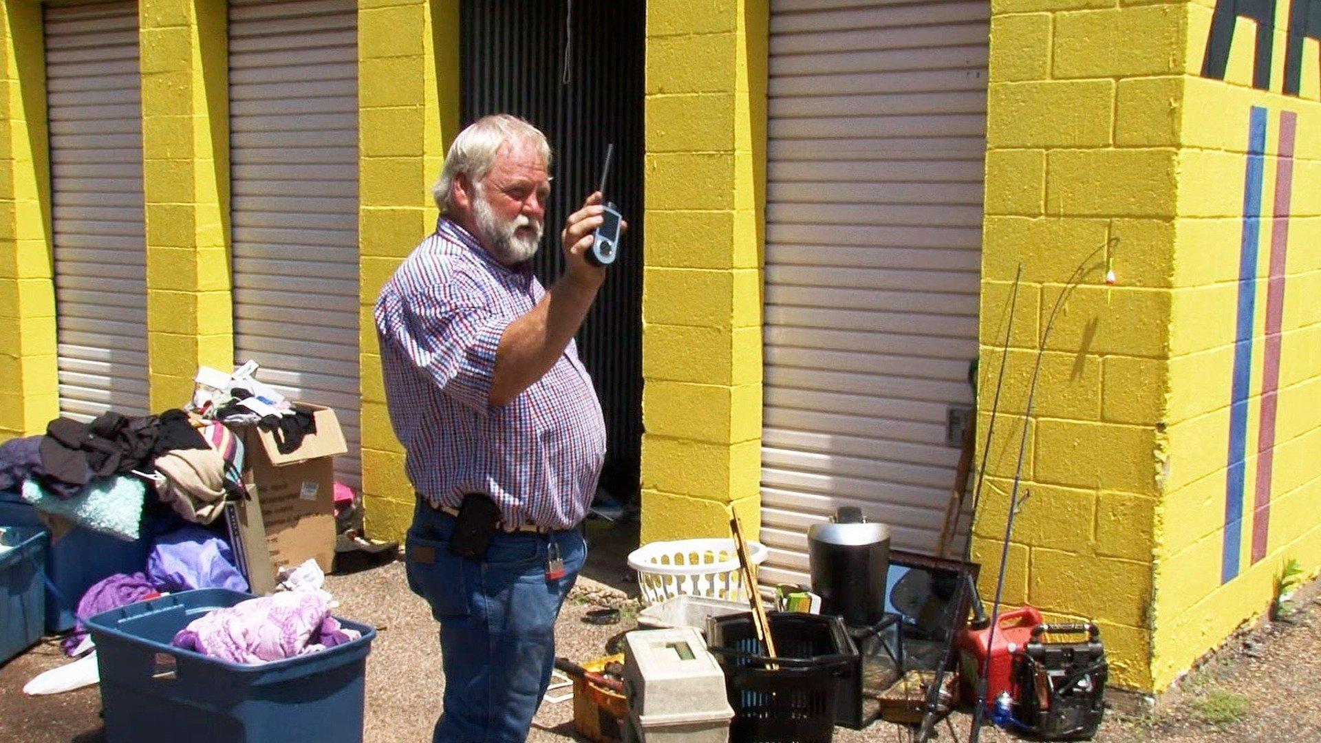 Storage Wars Texas Cardboard Couture