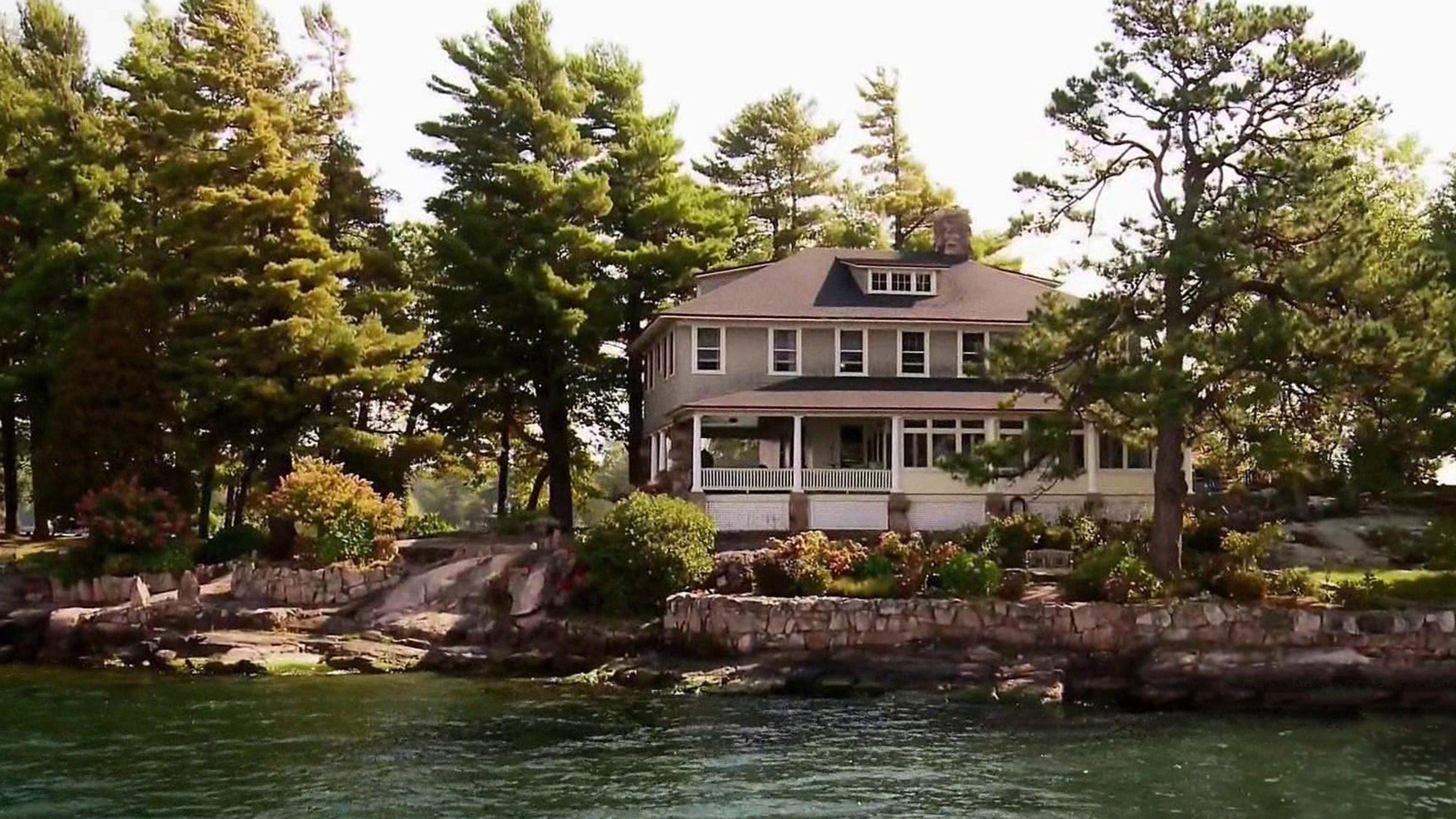 Island Hunters Looking for a Vacation Rental Island in Upstate New York