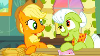 Pinkie Apple Pie