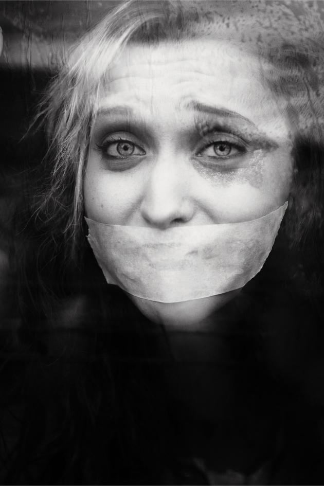 Murder Comes to Town