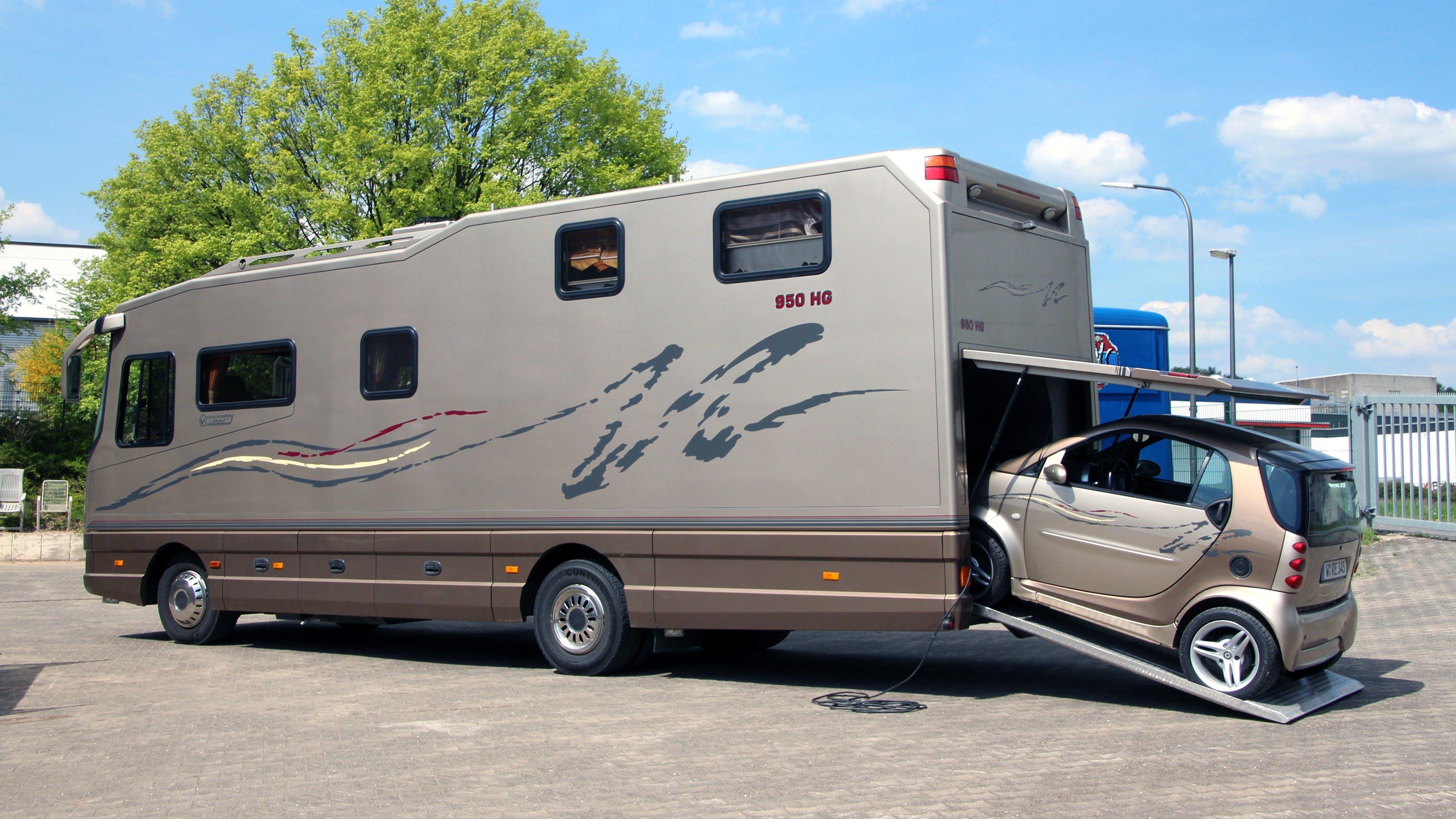 Extreme RVs: Unicat's Off-Road Romper, TImeless Airstream Hot Rod and ...