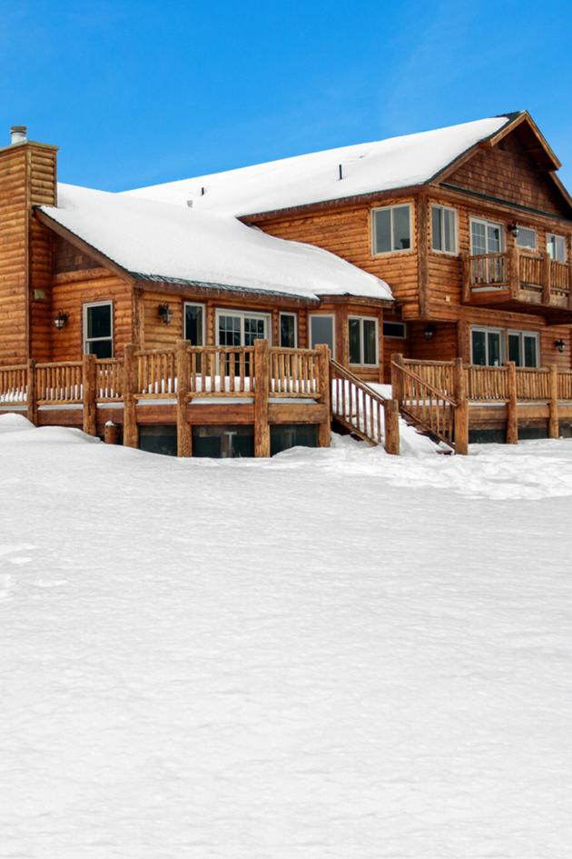 Log Cabin Living