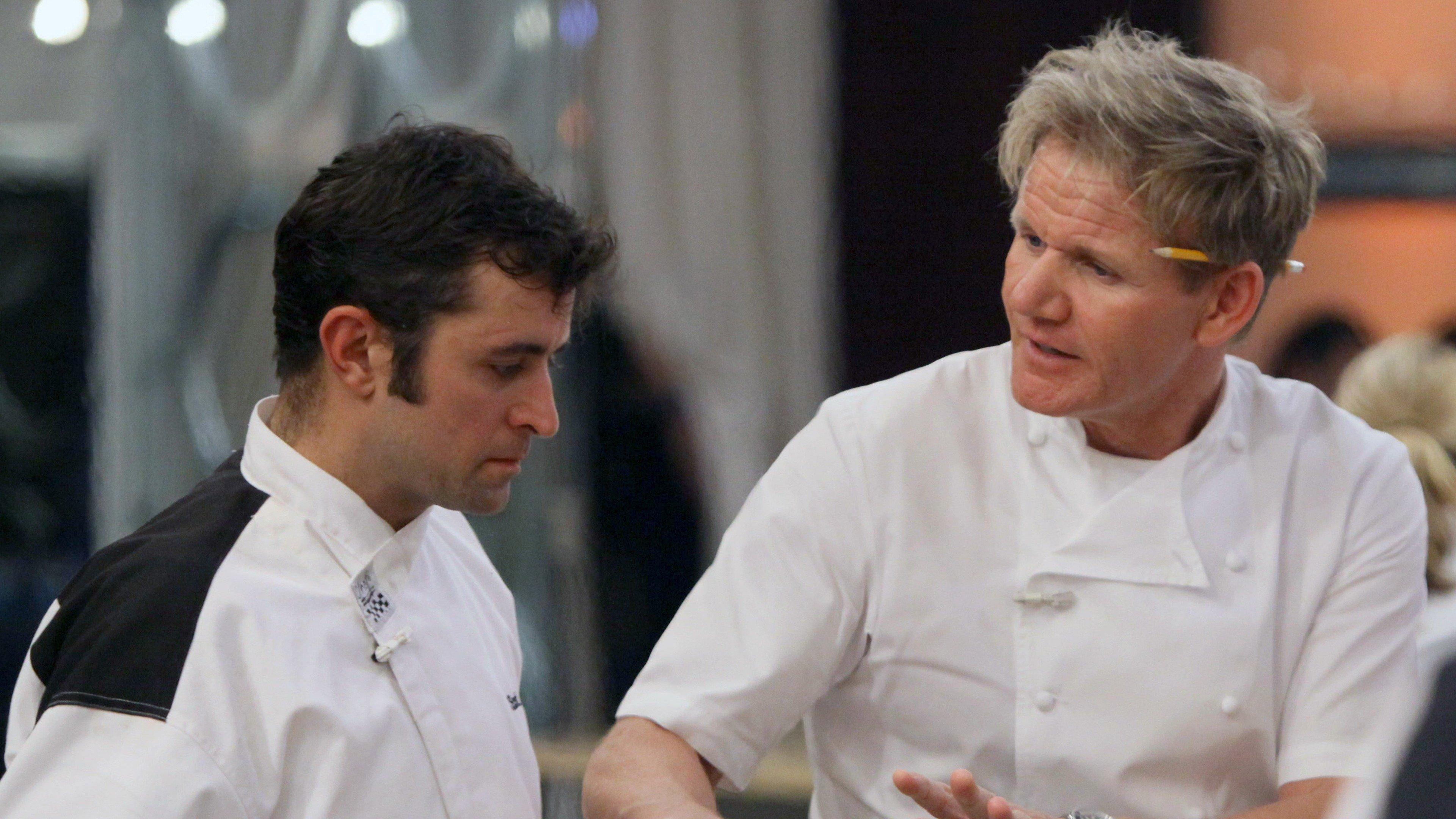 Hell's Kitchen: 4 Chefs Compete