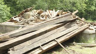 Salvaging Pristine Hand-Hewn Logs From a West Virginia Cabin