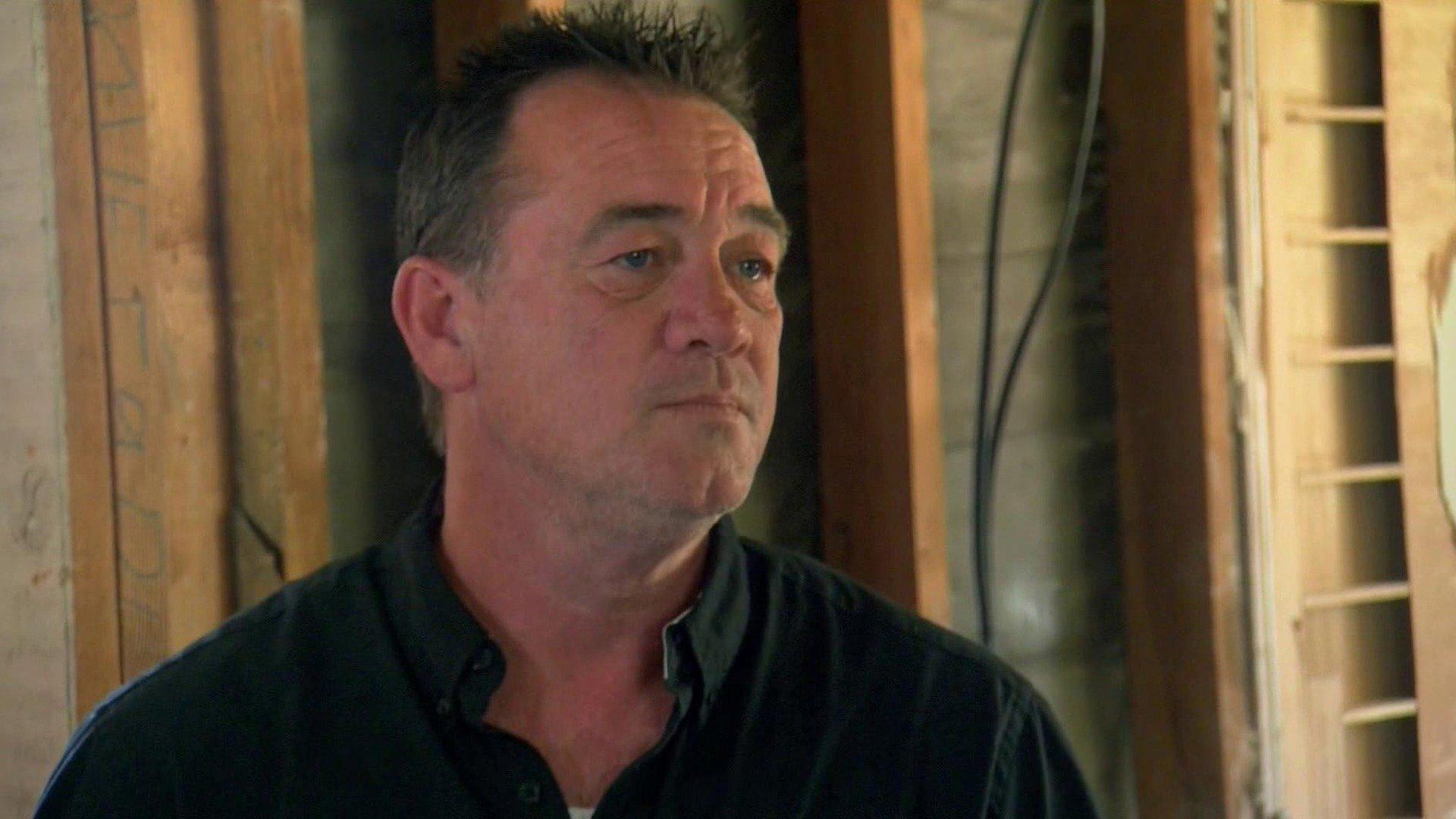 Knives Out Fun House Flip