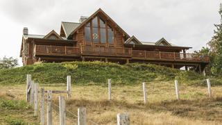 Cascade Range Dream Cabin Hunt for Family Home