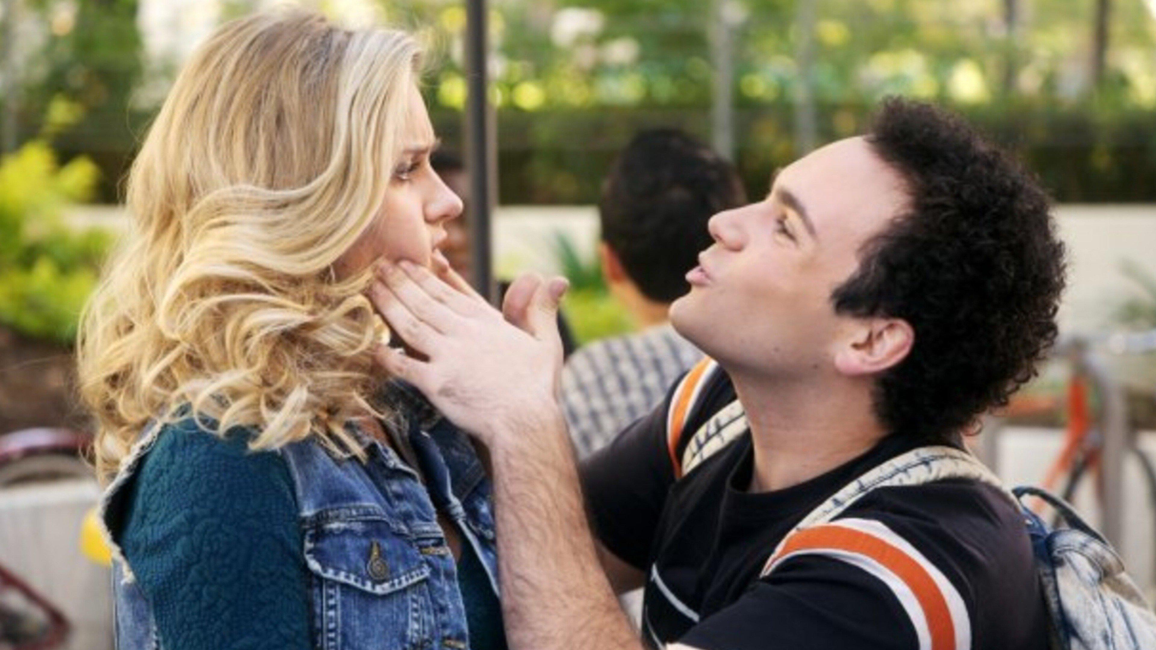 The goldbergs lainey loves lionel