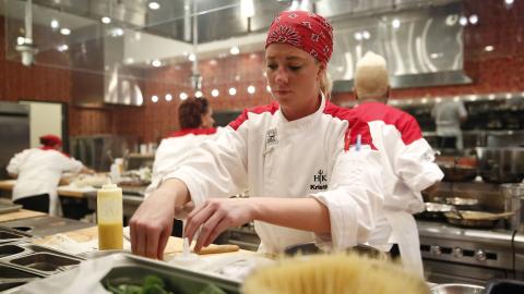 10 Chefs Compete