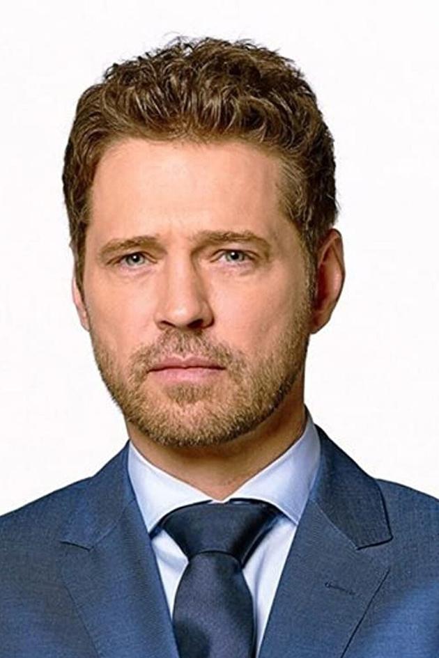 Private Eyes