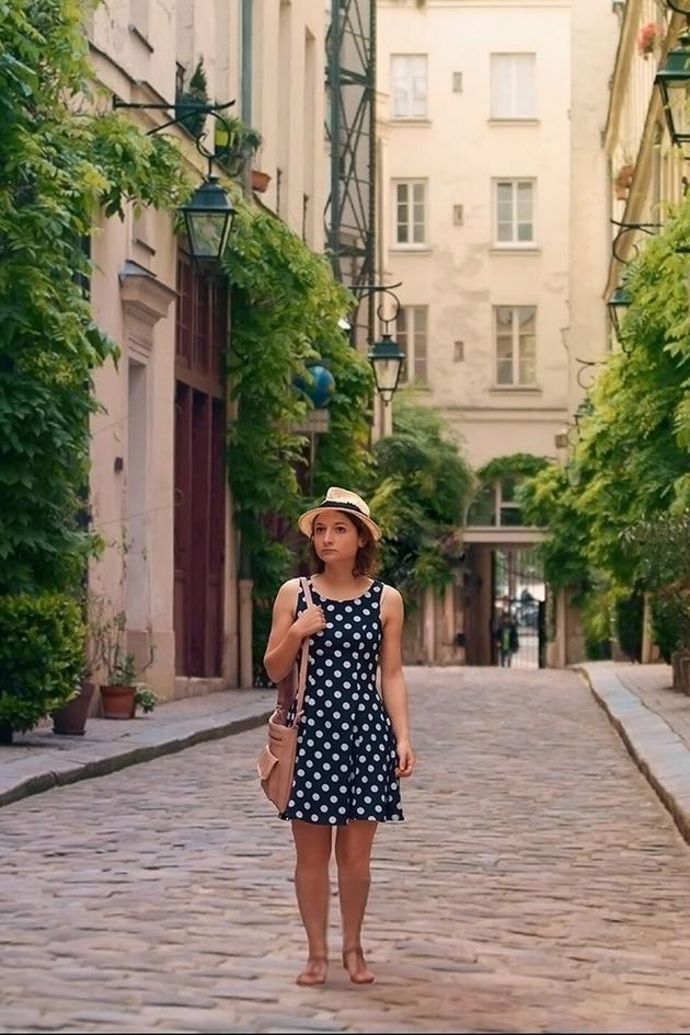 Alice in Paris