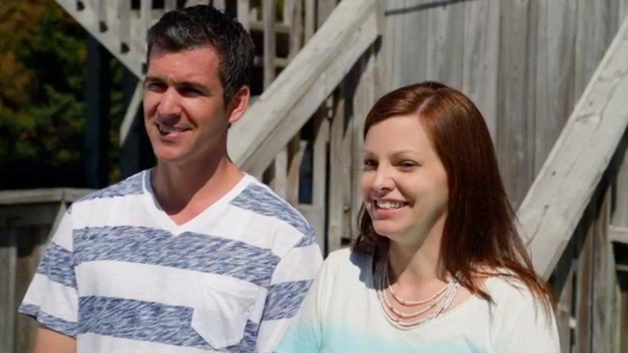 Beachfront Bargain Hunt OffSeason Escape in Avon, North Carolina