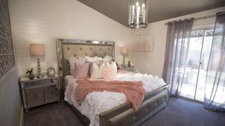 Foreclosure Goes Glam