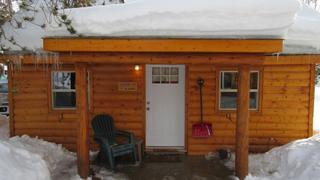 Colorado Millenial Goes Tiny