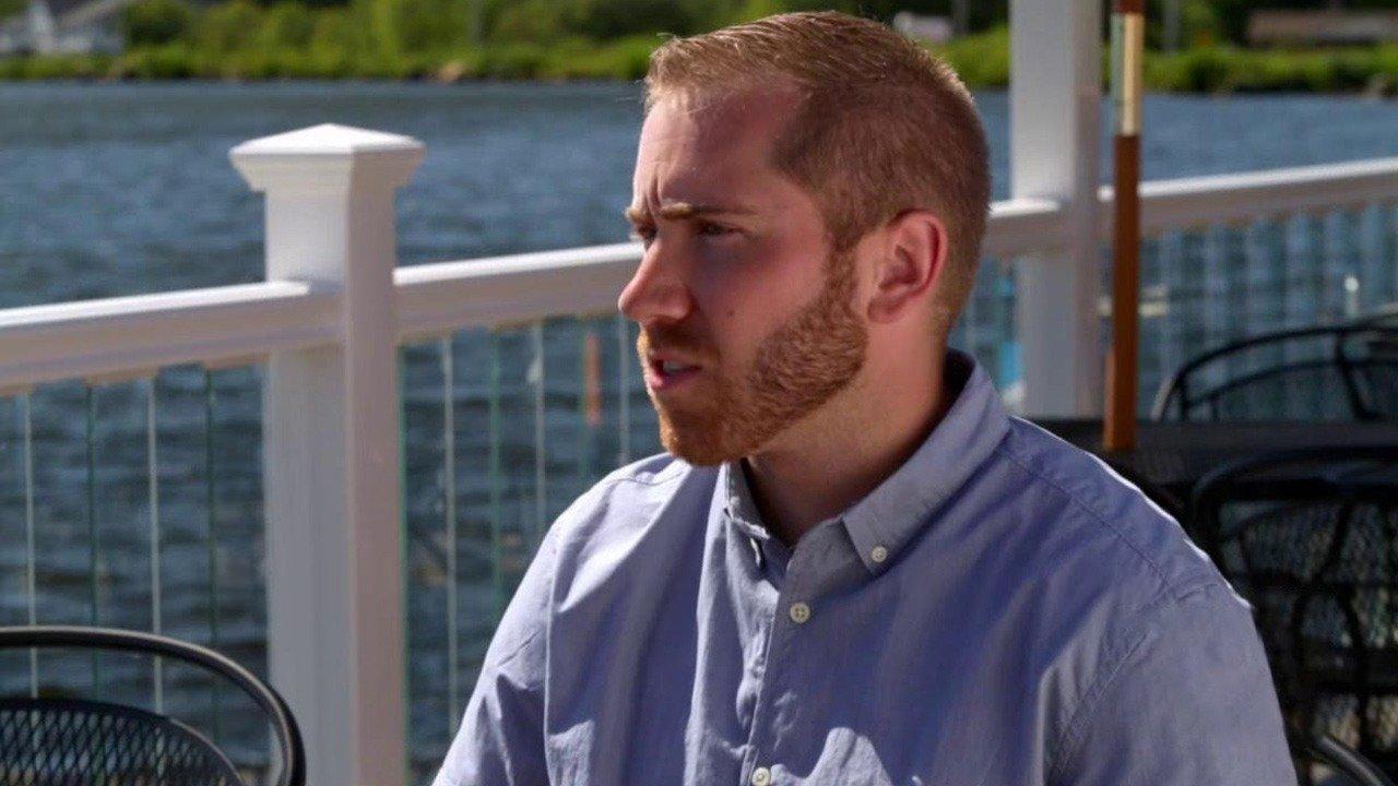 Lakefront Bargain Hunt Renovation Big Time Brother Rebuild in Rhode