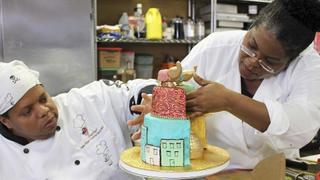 Taj Mahal Wedding Cake