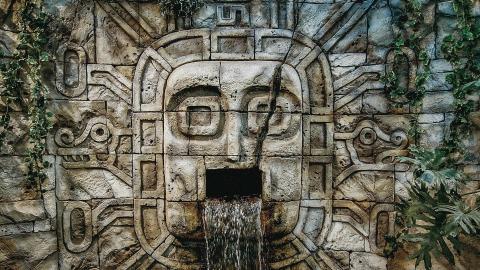 The Aztecs - Clash Of Empires