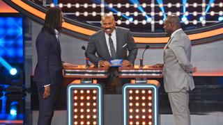 Emmitt Smith vs. Todd Gurley II and Craig Robinson vs. Casey Wilson