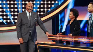 NFLPA Veterans vs. NFLPA Rookies and Wanda Sykes vs. Nia Vardalos