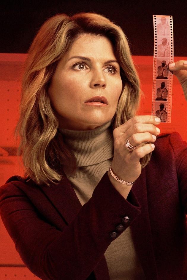 Garage Sale Mysteries: Picture a Murder
