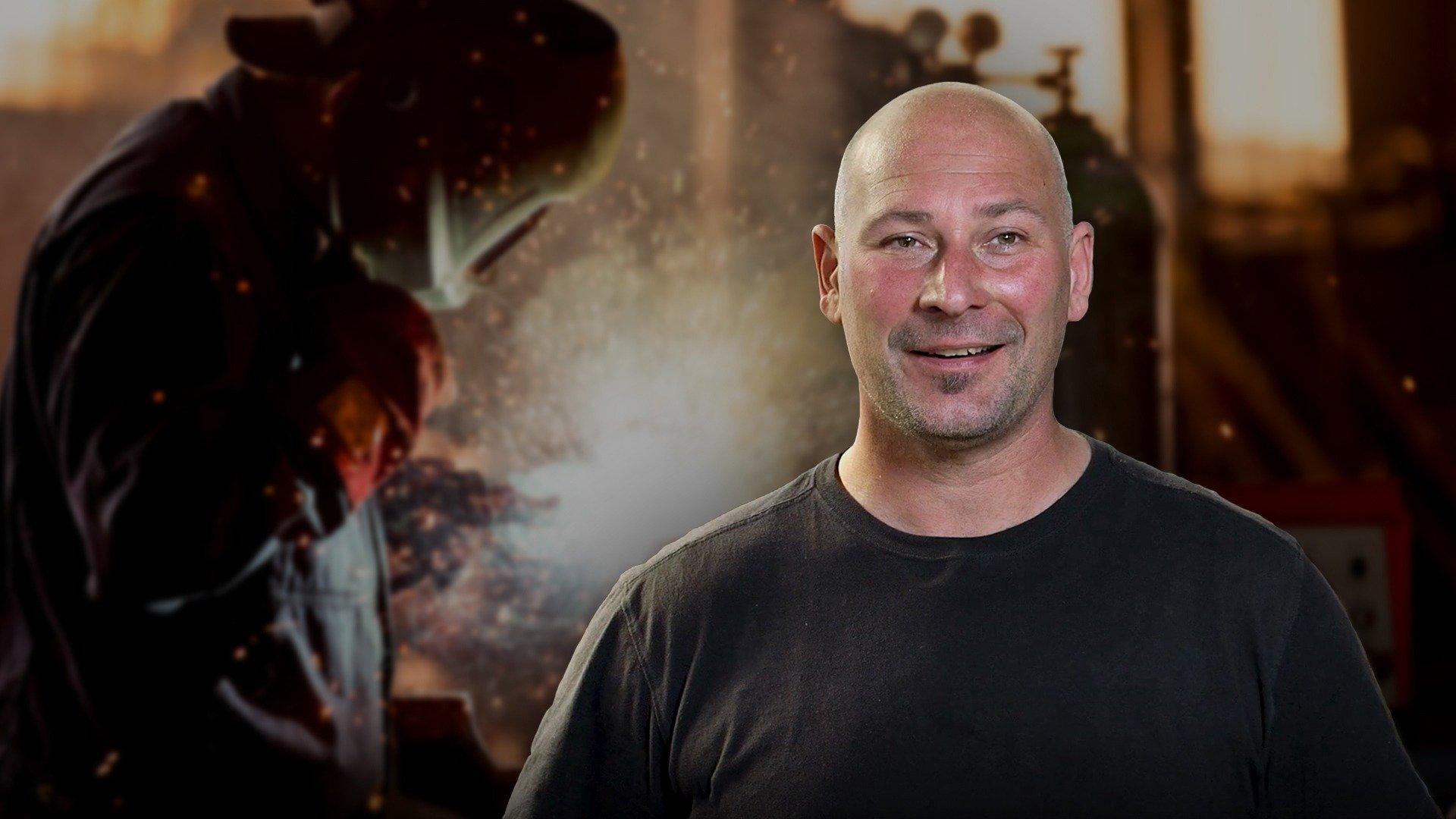 Full Custom Garage Part 2 Funky Futura