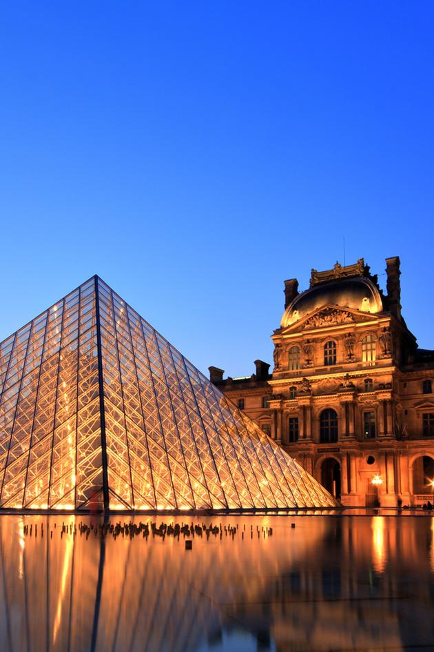 The Louvre: Building A Symbol