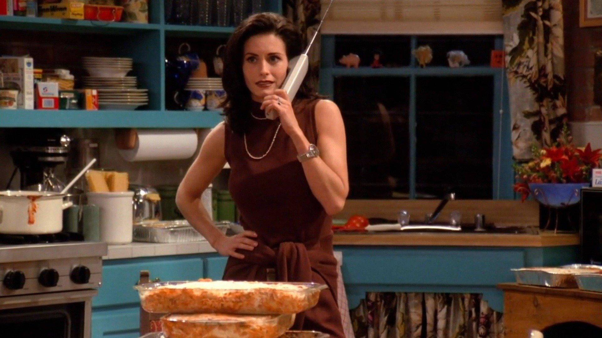 Friends: The One With the Dozen Lasagnas