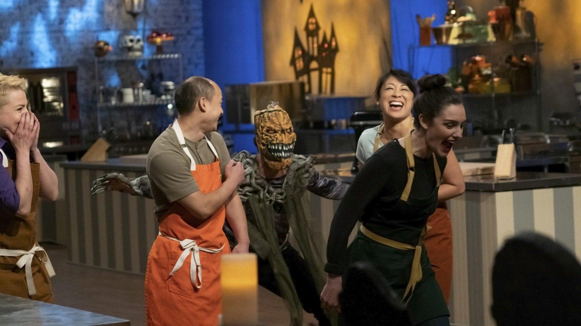 Halloween Baking Championship Watch Episodes Philo