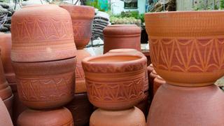 Guitar Amplifier, Clay Pots