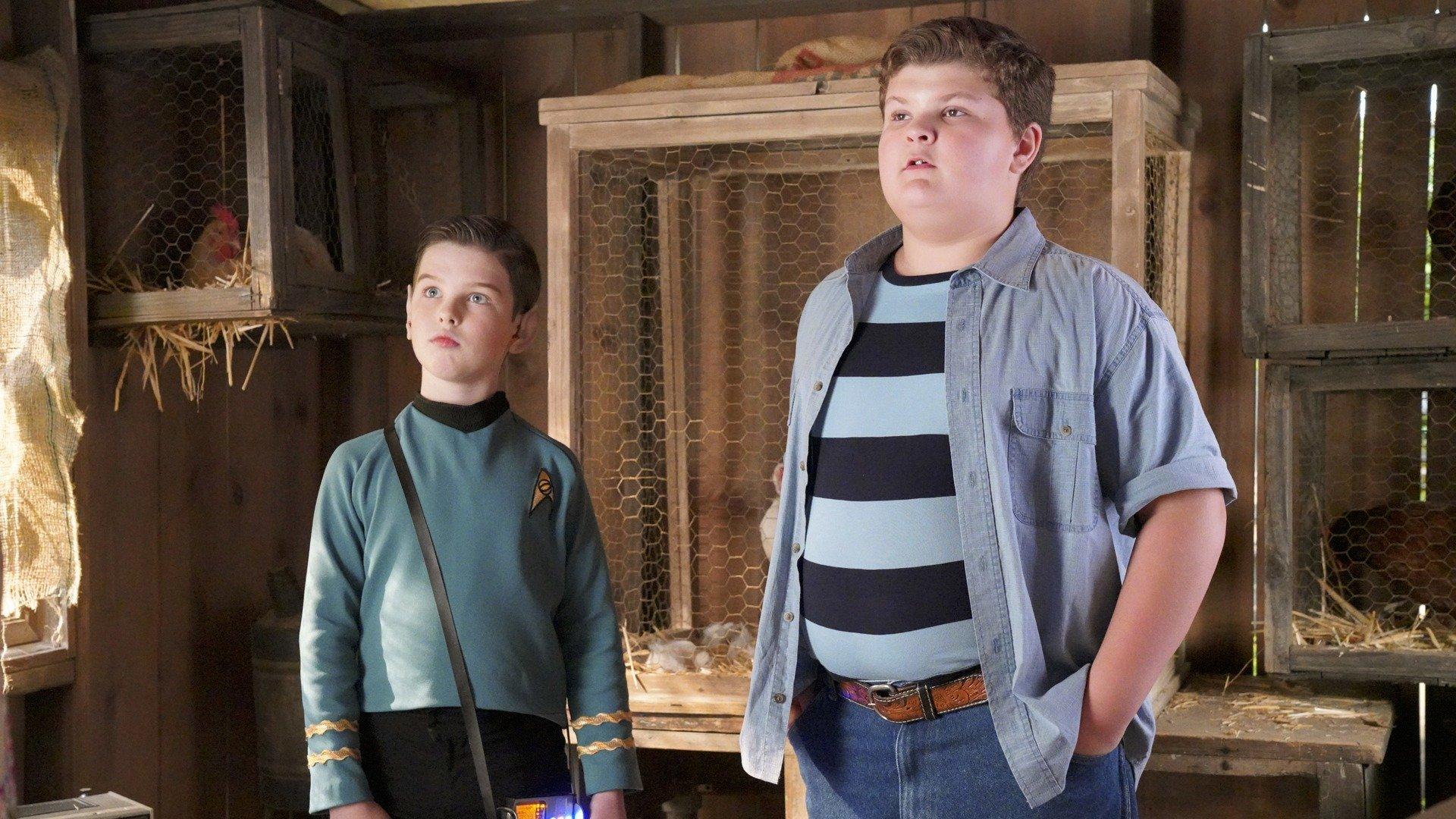 Young Sheldon: A Party Invitation, Football Grapes and an Earth Chicken