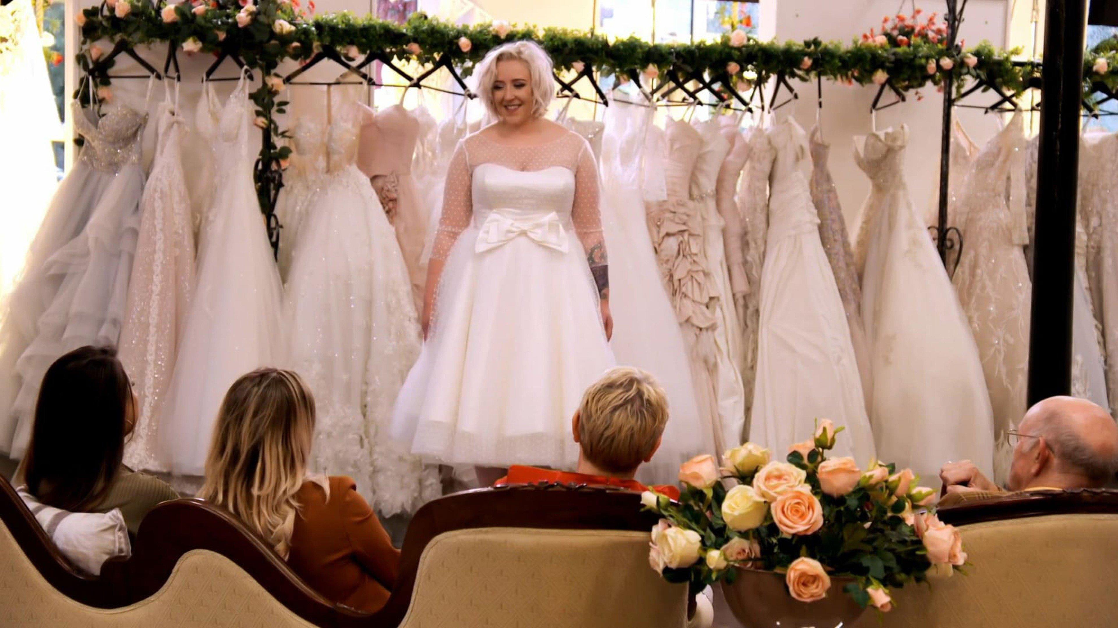 Say Yes to the Dress: England: A Break With Tradition - Say Yes To The Dress England Season 2