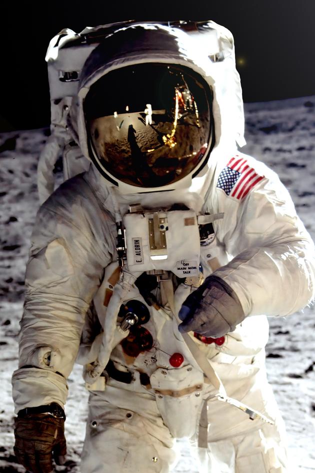 Apollo's New Moon