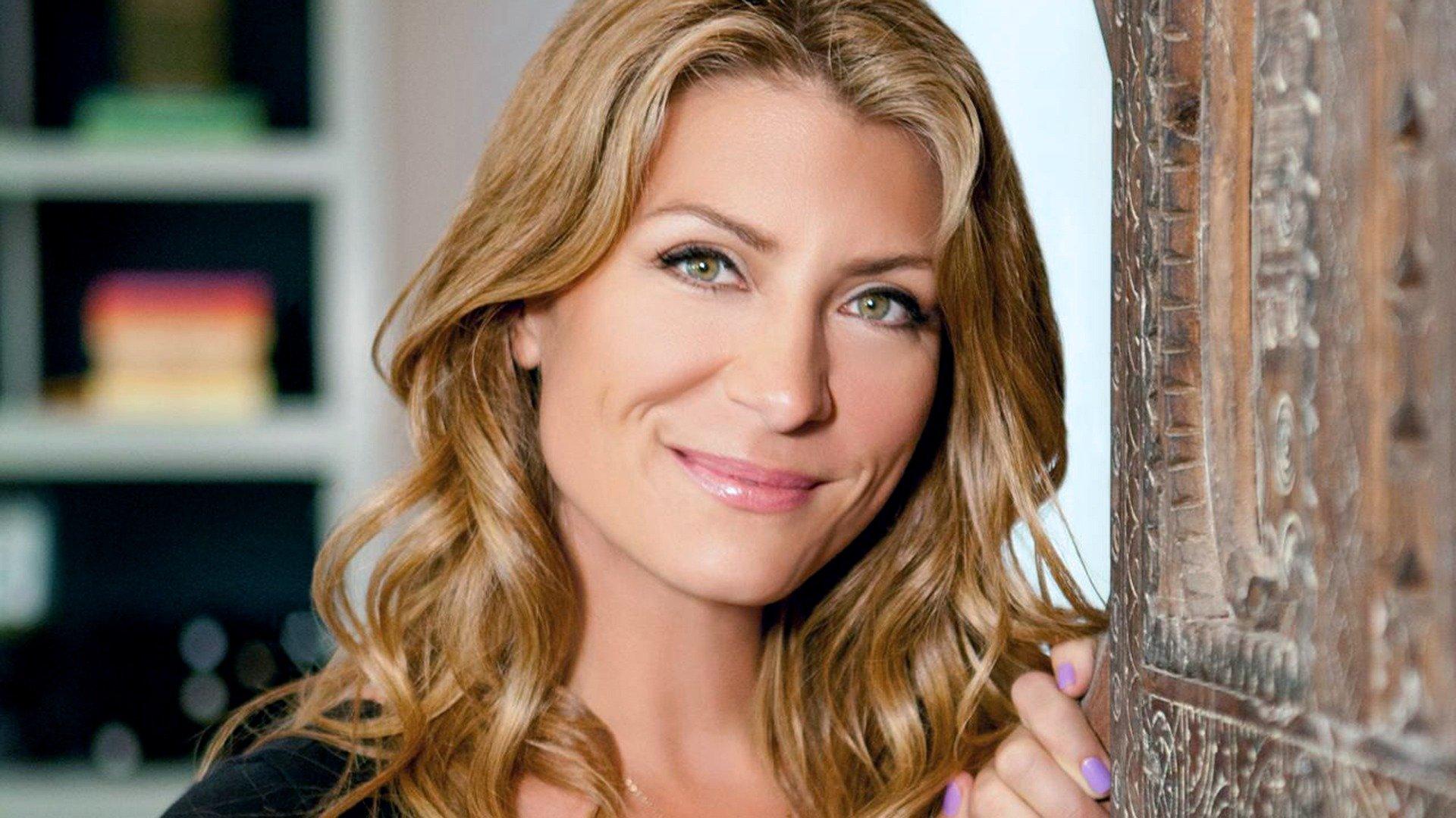 How to write to dear genevieve image