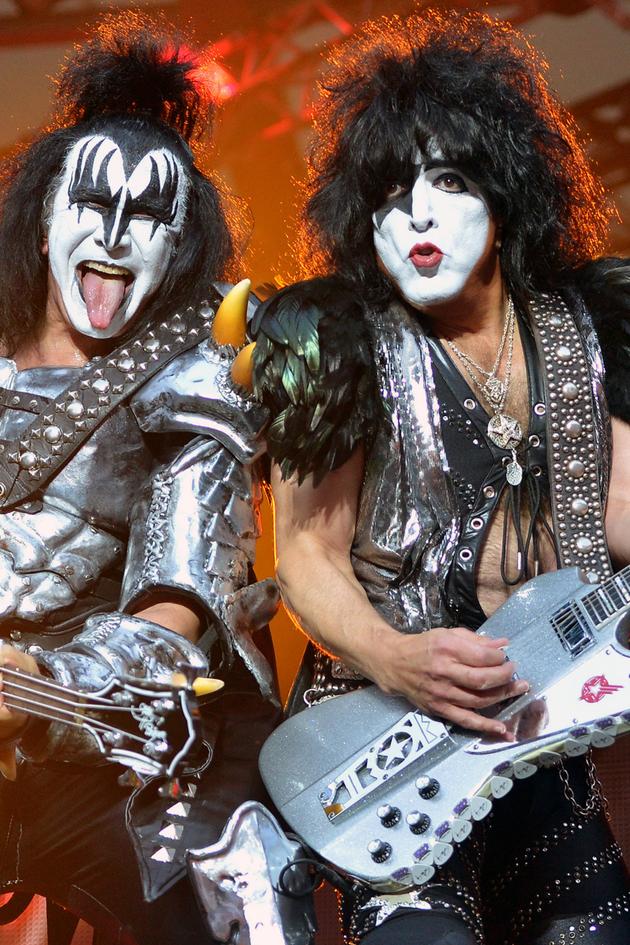 Biography: KISStory