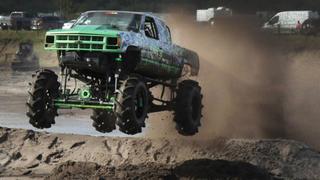 Mudslinging Madness
