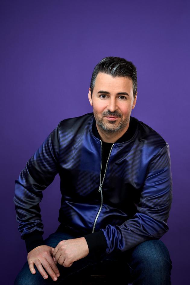 Pete Lee: Tall, Dark, and Pleasant