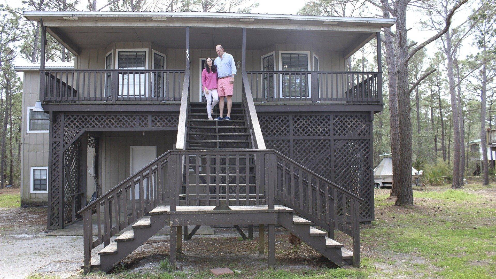 Beachfront Bargain Hunt Renovation Family Reno on Dauphin Island