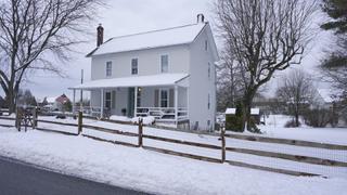 Cheap Old Farmhouse Dreams!