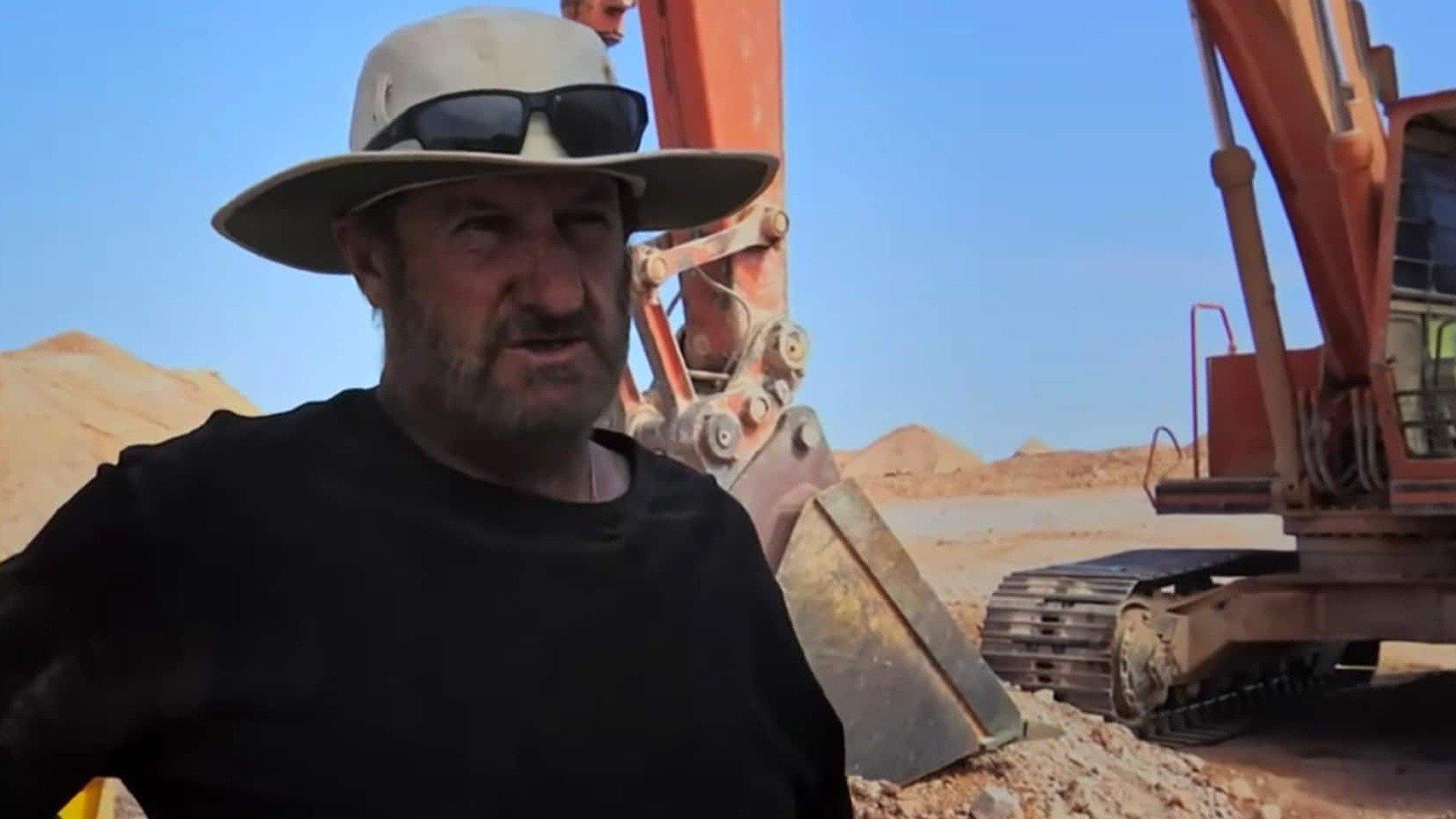 Outback Opal Hunters: No Risk, No Reward