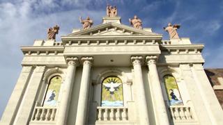 Mega Mausoleums