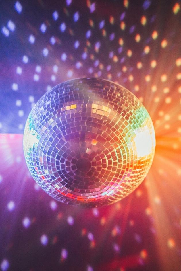 Watch Elton John Live In The '70s Streaming Online on Philo (Free Trial)