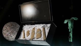 The Dixon Relics