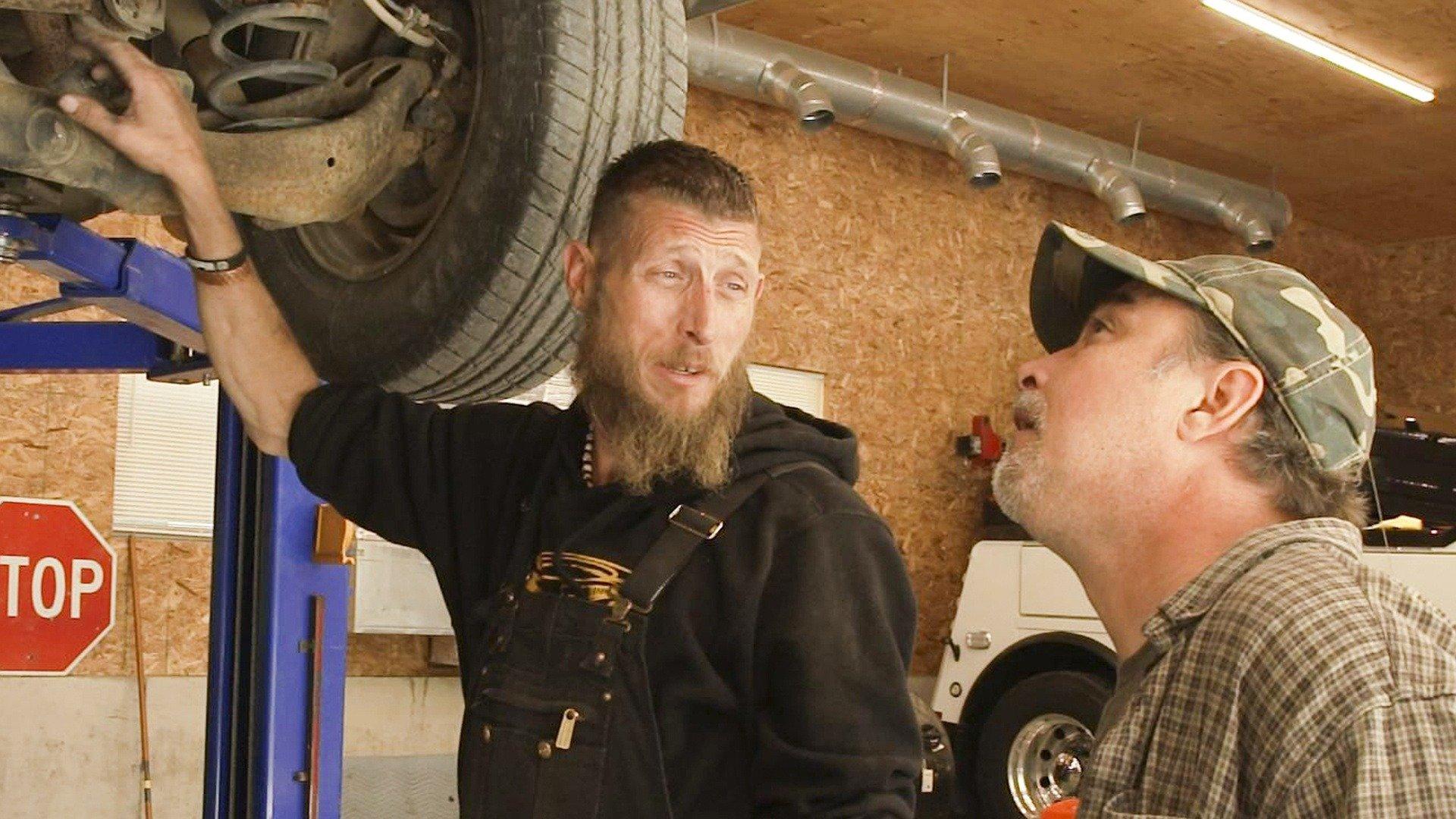 Moonshiners Overhaul in Overalls