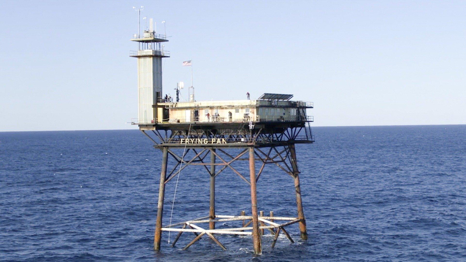 Engineering on the Edge Frying Pan Tower