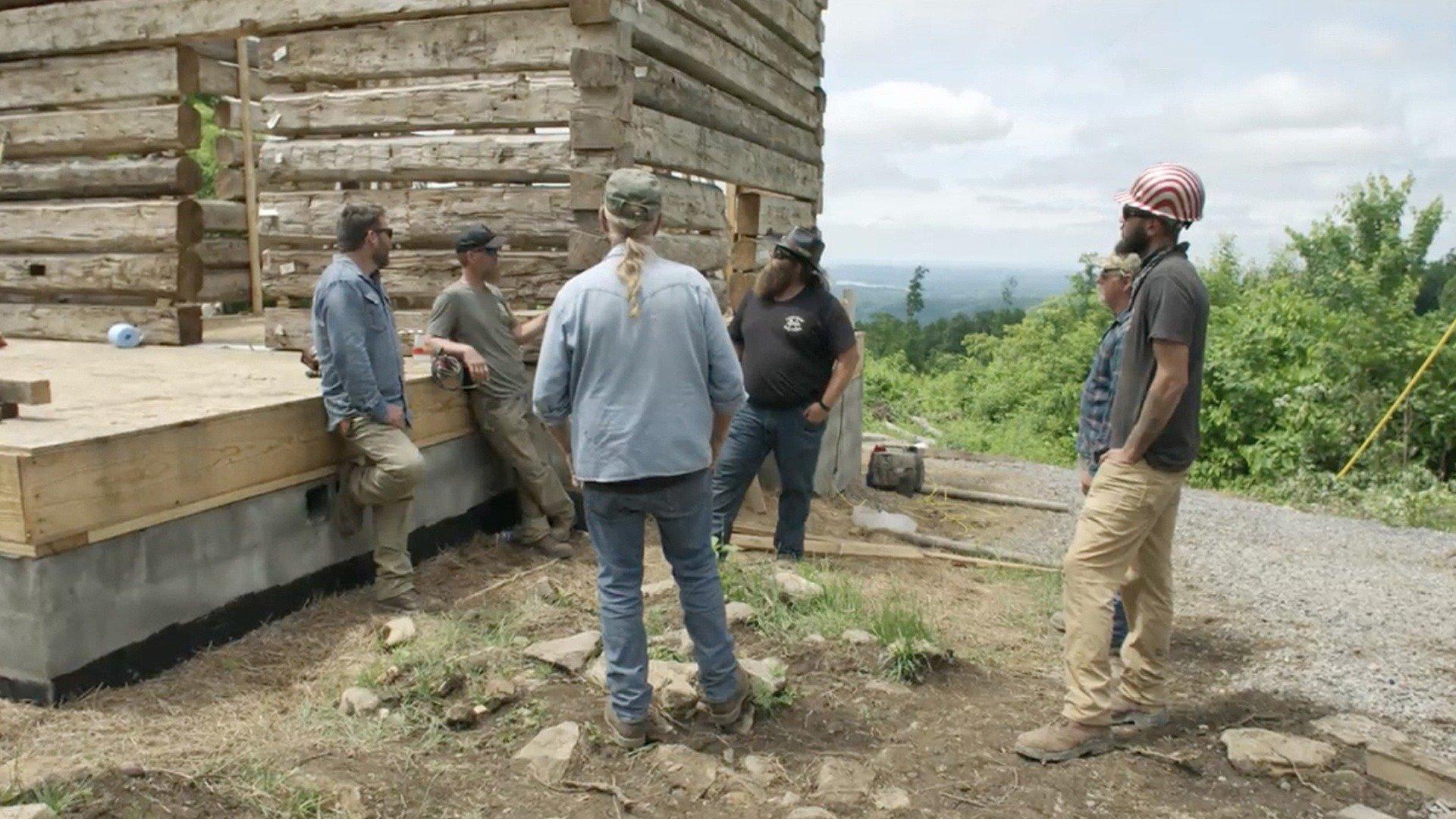 Barnwood Builders Legendary Log Homes