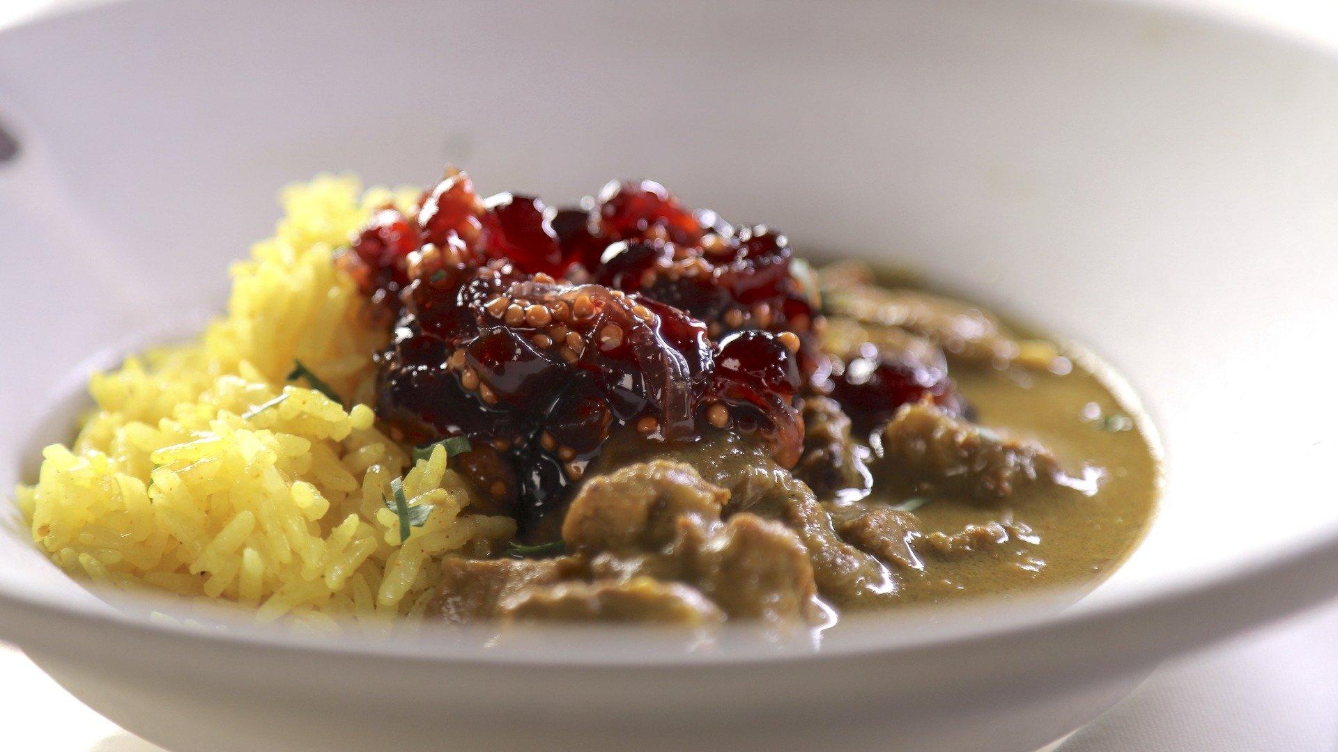 Diners, DriveIns and Dives Triple D Nation From Crab Cakes to Curry