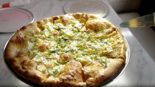 MTH Pizza