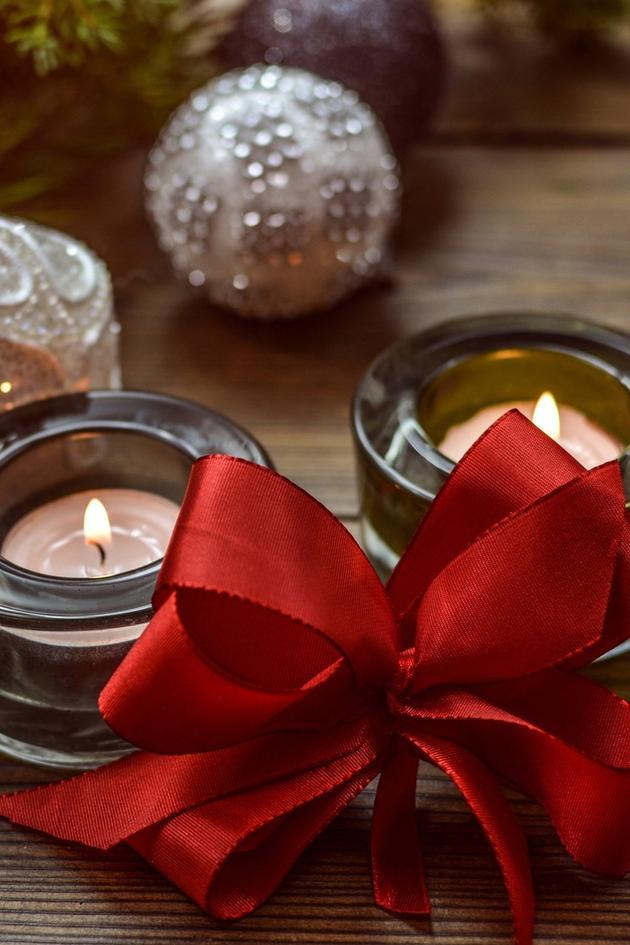 Holiday Decorating