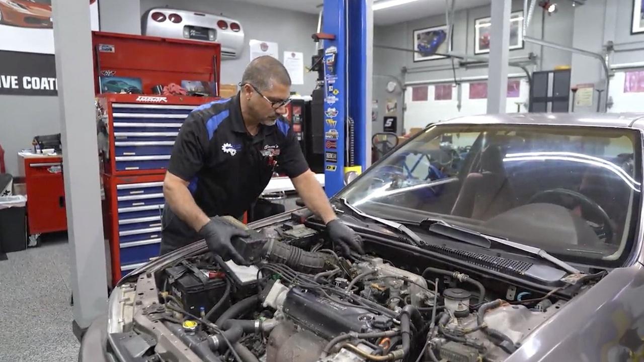 Sam's Garage: Season Premiere
